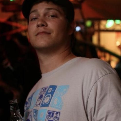 iOS 版 ChatGPT 更新支持 App 首选语言设置中文 iOS 版 ChatGPT 更新支持 App 首选语言设置中文