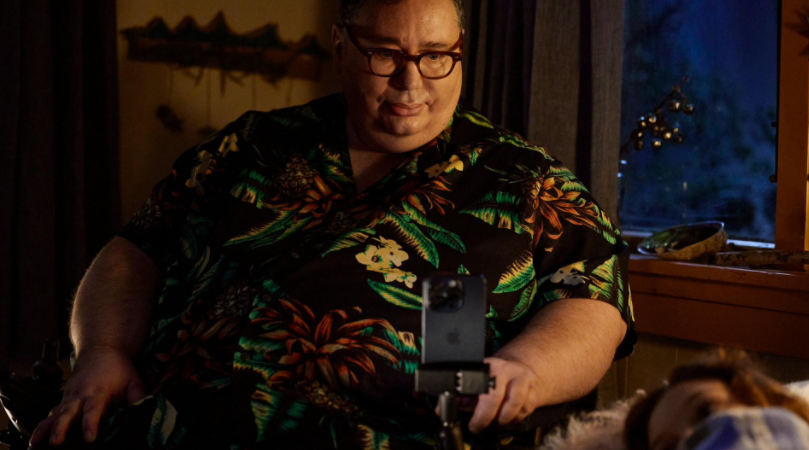 苹果 iPhone 15 和 15 Plus 机型右下角麦克风组件可单独维修