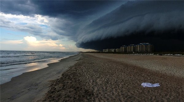 iPhone 17 系列将拉开苹果 3 年革新周期帷幕,每年都有创新产品 iPhone 17 系列将拉开苹果 3 年革新周期帷幕,每年都有创新产品