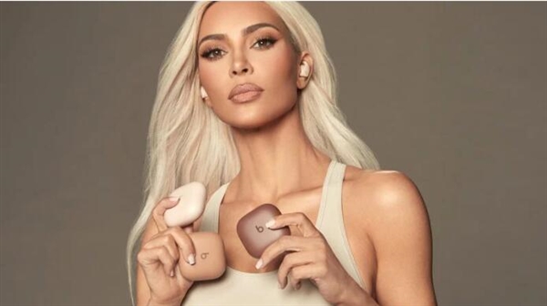 苹果之前考虑后置Touch ID?然后又放弃了?