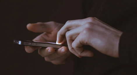 手机语音助手开挂发展 背后 手机语音助手开挂发展 背后