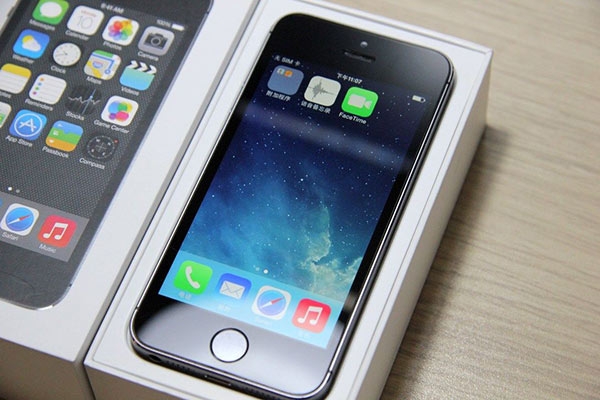 苹果 iPhone 16 Pro 渲染图曝光:采用全新相机岛设计 苹果 iPhone 16 Pro 渲染图曝光:采用全新相机岛设计