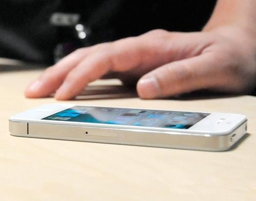 台积电预计iPhone X上市季度营收增长10%