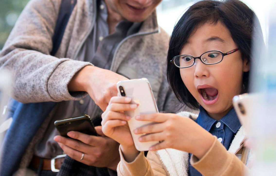 为何苹果手机电量越来越不经用了？