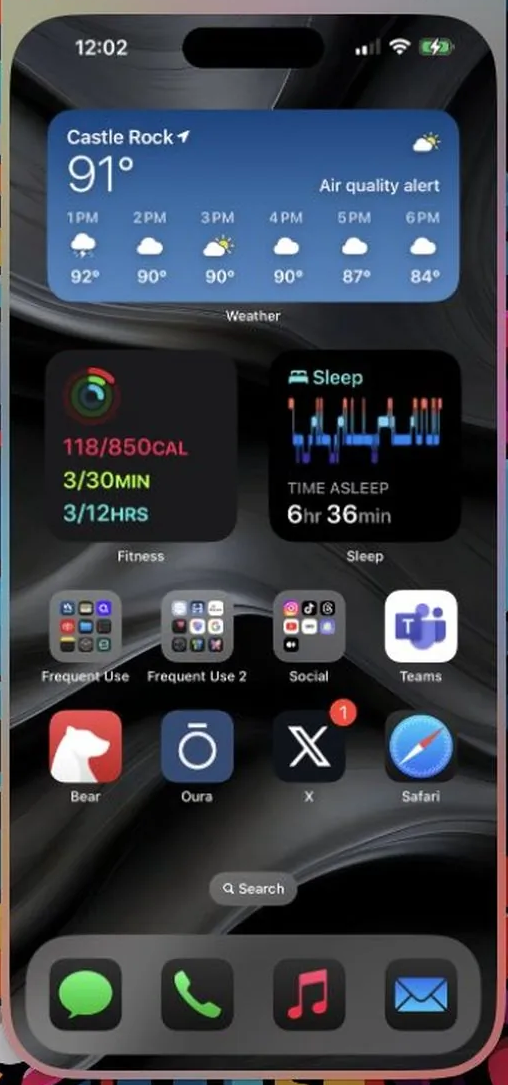 爱马仕 Apple Watch 惊艳亮相 Apple Park 访客中心