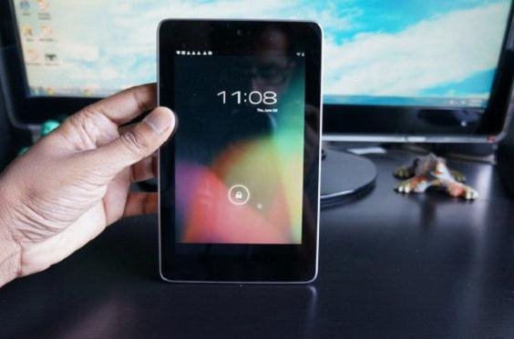 Apple Watch被调侃：跟随哪位前辈的步伐呢？