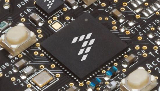 苹果股票再创新高 市值逼近8300亿美元