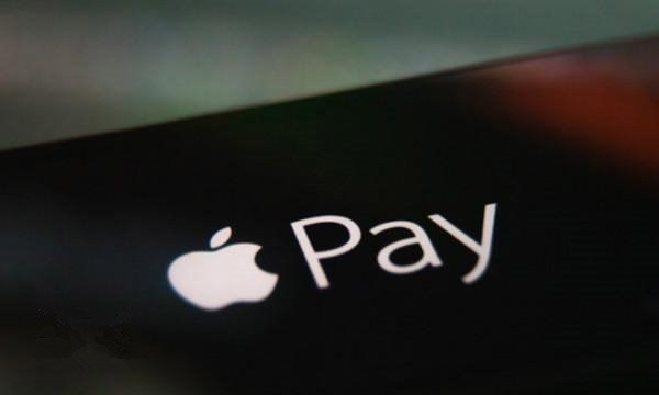 苹果iPhone8曲面屏专利曝光：侧面控制功能很丰富