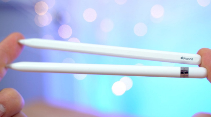 iPhone X刘海再引领潮流,安卓阵营竞相模仿 iPhone X刘海再引领潮流,安卓阵营竞相模仿