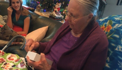 2018 Q2智能手机报告: iOS在蚕食安卓份额 2018 Q2智能手机报告: iOS在蚕食安卓份额