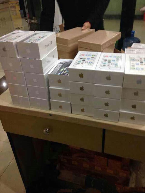 苹果 2020 年款 iPad Pro 蜂窝数据版开售：顶配 13099 元