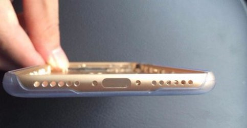 “依云iPhone”火了  日本机友口味真不一般