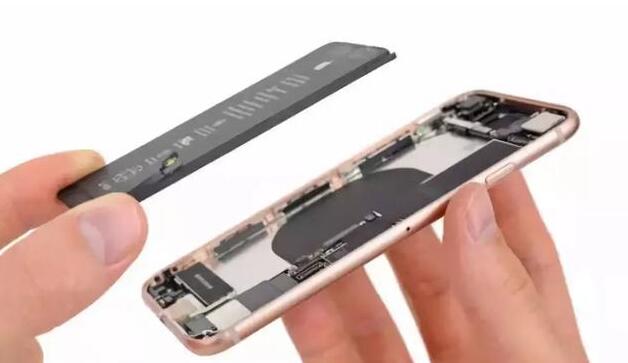 不光有新功能，iOS10还有一大波新Emoji表情