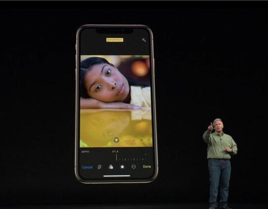 苹果新专利显示将来 MacBook Pro 可检测到触控栏上方的空中手势 苹果新专利显示将来 MacBook Pro 可检测到触控栏上方的空中手势