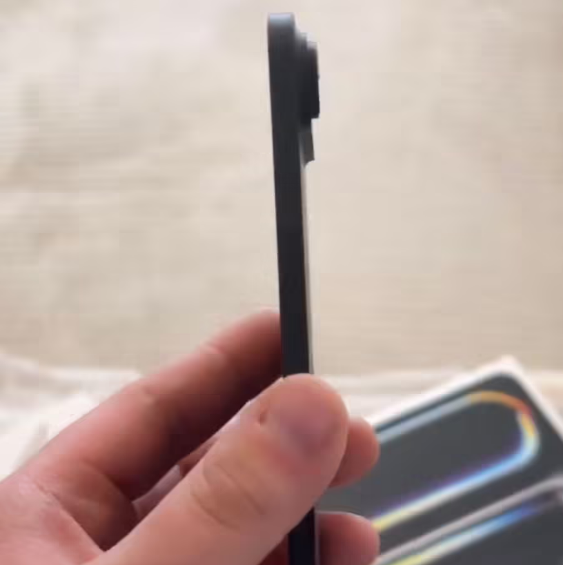 首台苹果 iPhone XS Max 自燃：用户称购买不到一个月